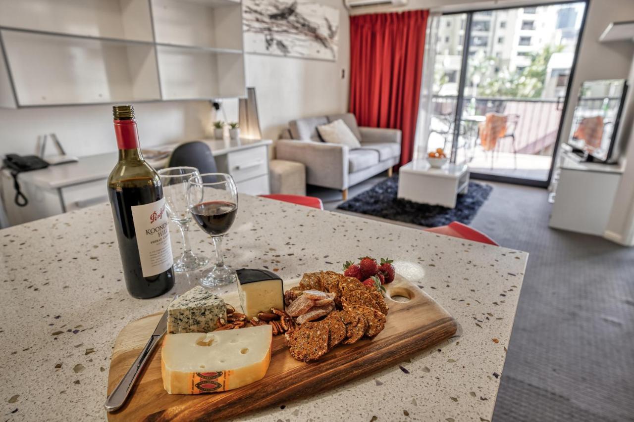 Central Brunswick Apartment Hotel Brisbane Buitenkant foto