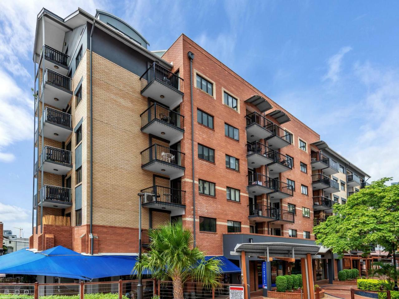 Central Brunswick Apartment Hotel Brisbane Buitenkant foto