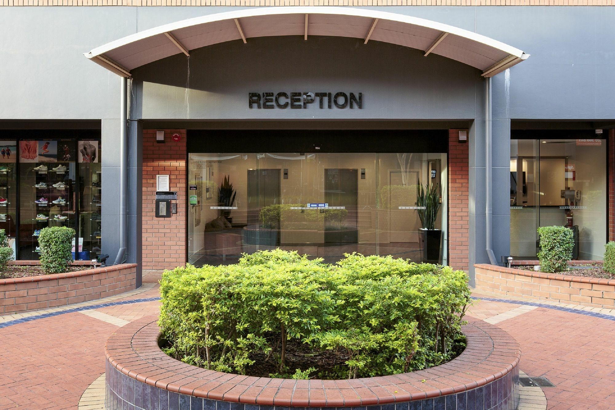 Central Brunswick Apartment Hotel Brisbane Buitenkant foto